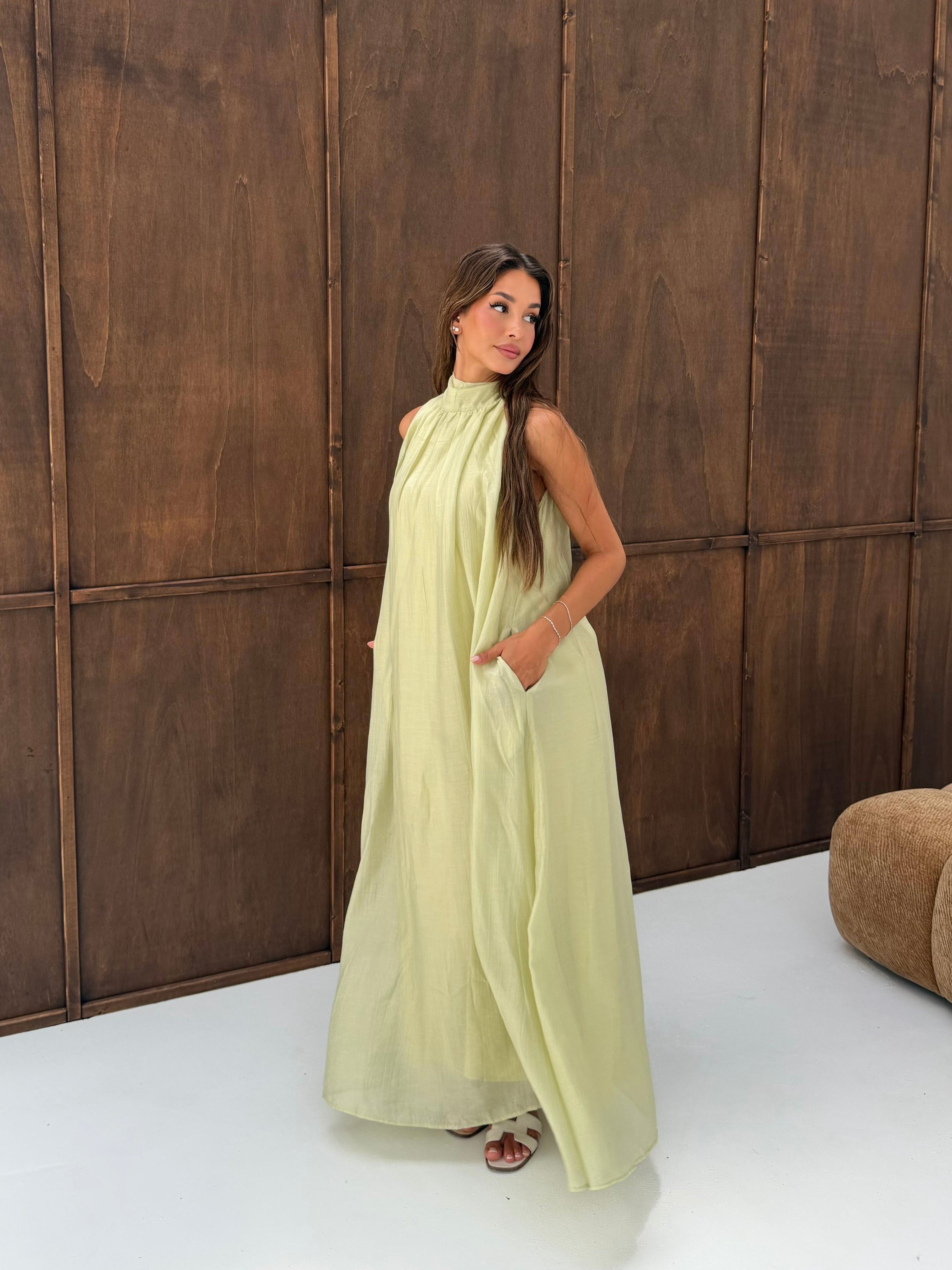 Derin dress advocado