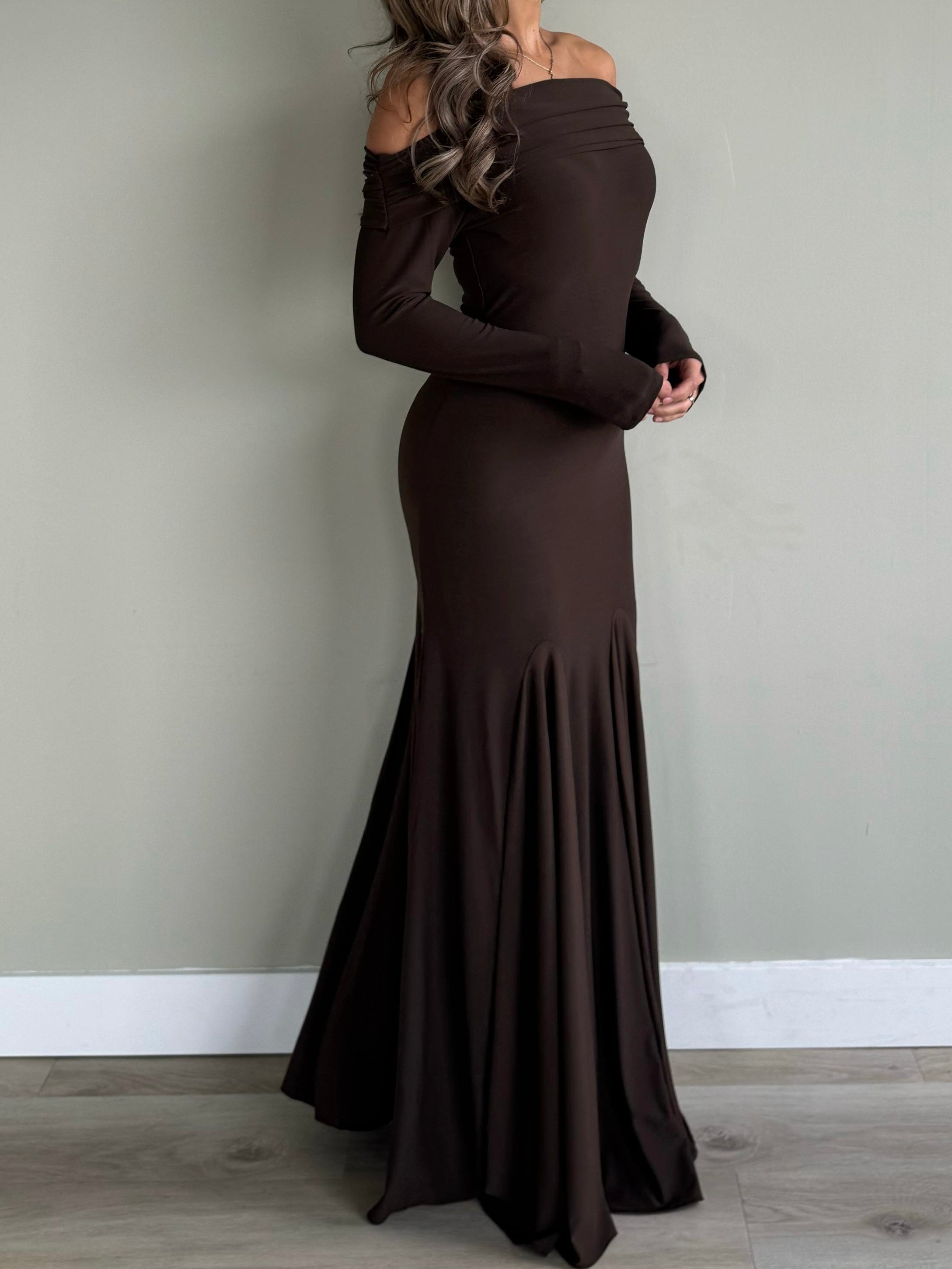 Niya | Brown