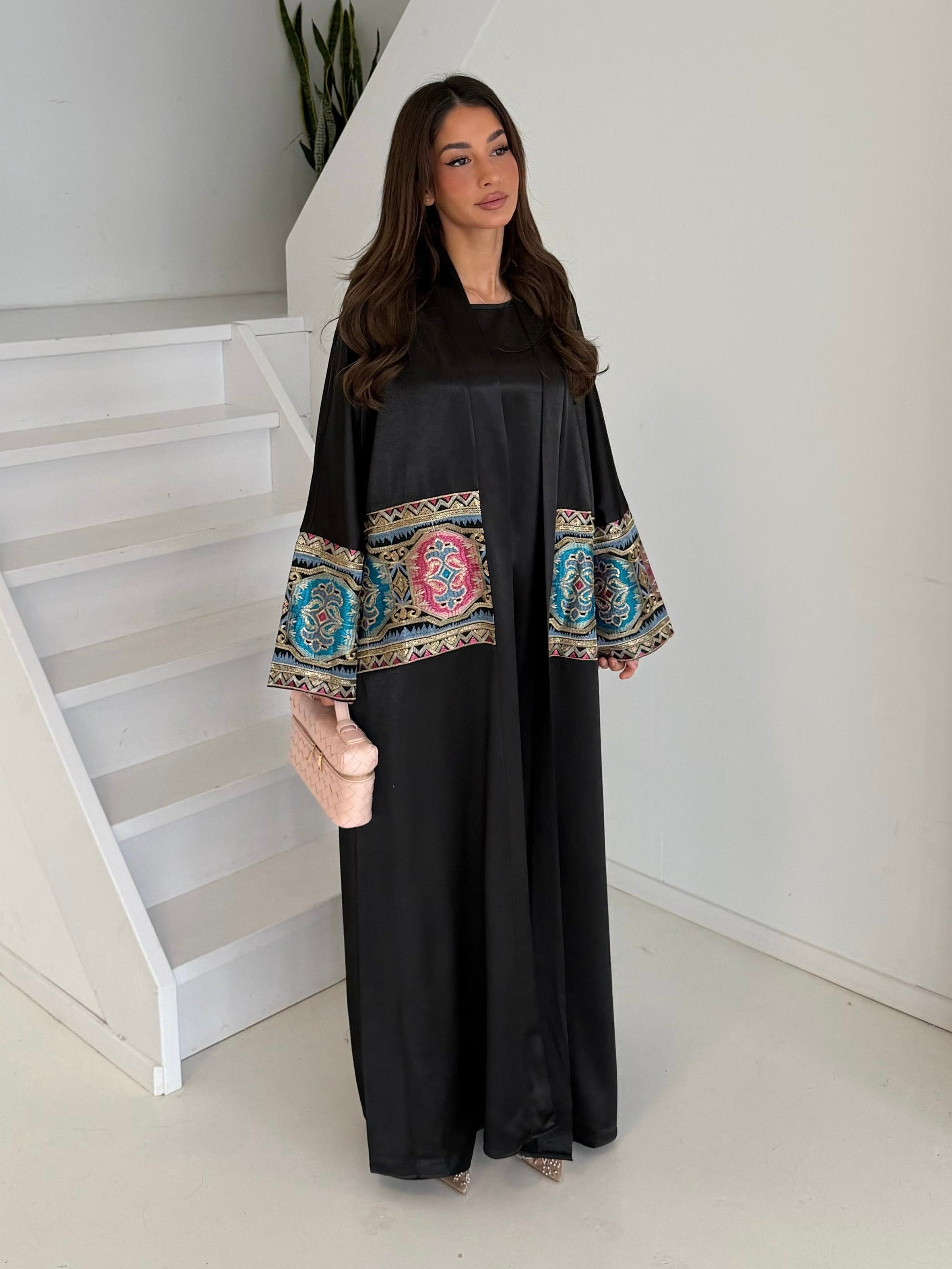 Abaya gul black