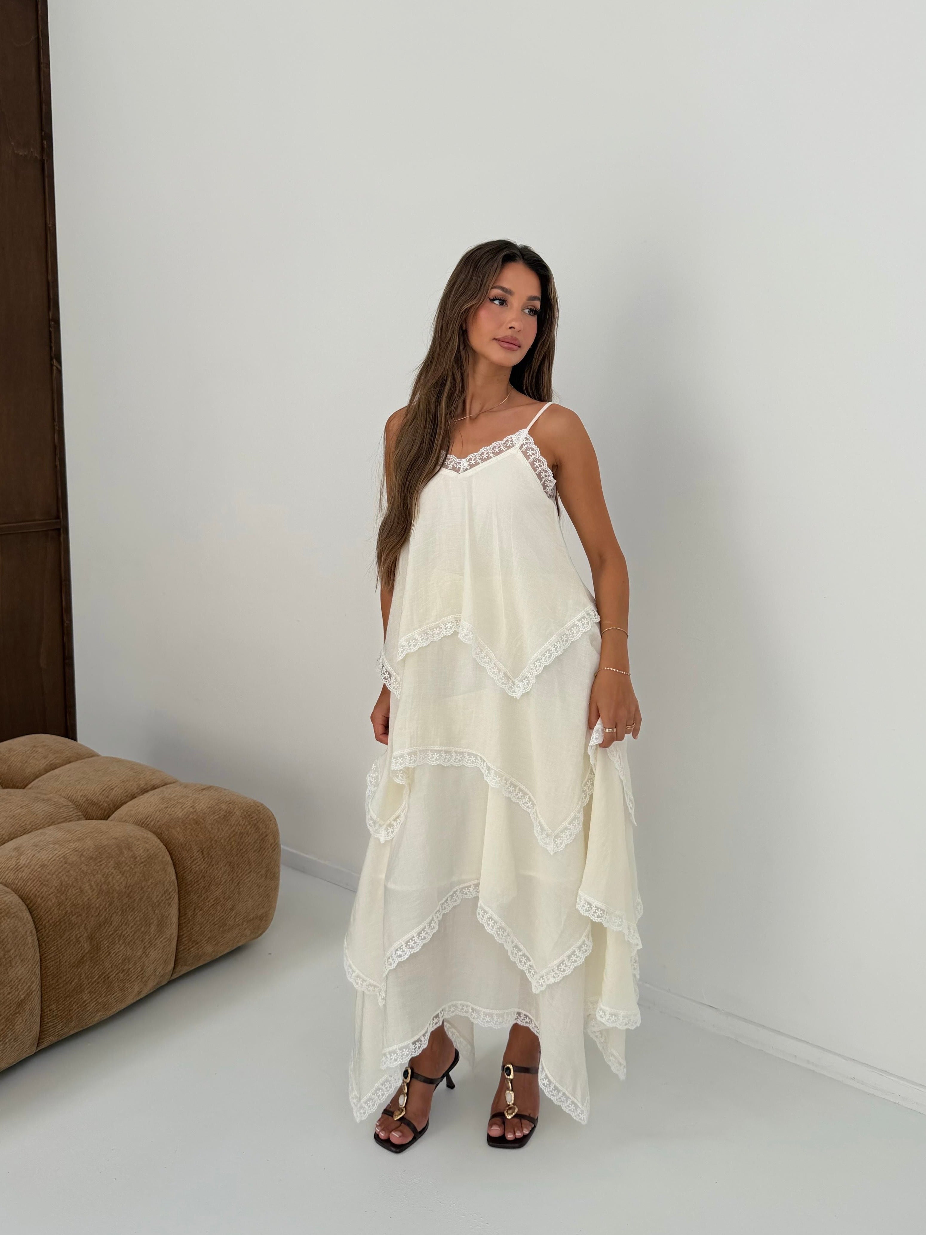 Dress firfir cream
