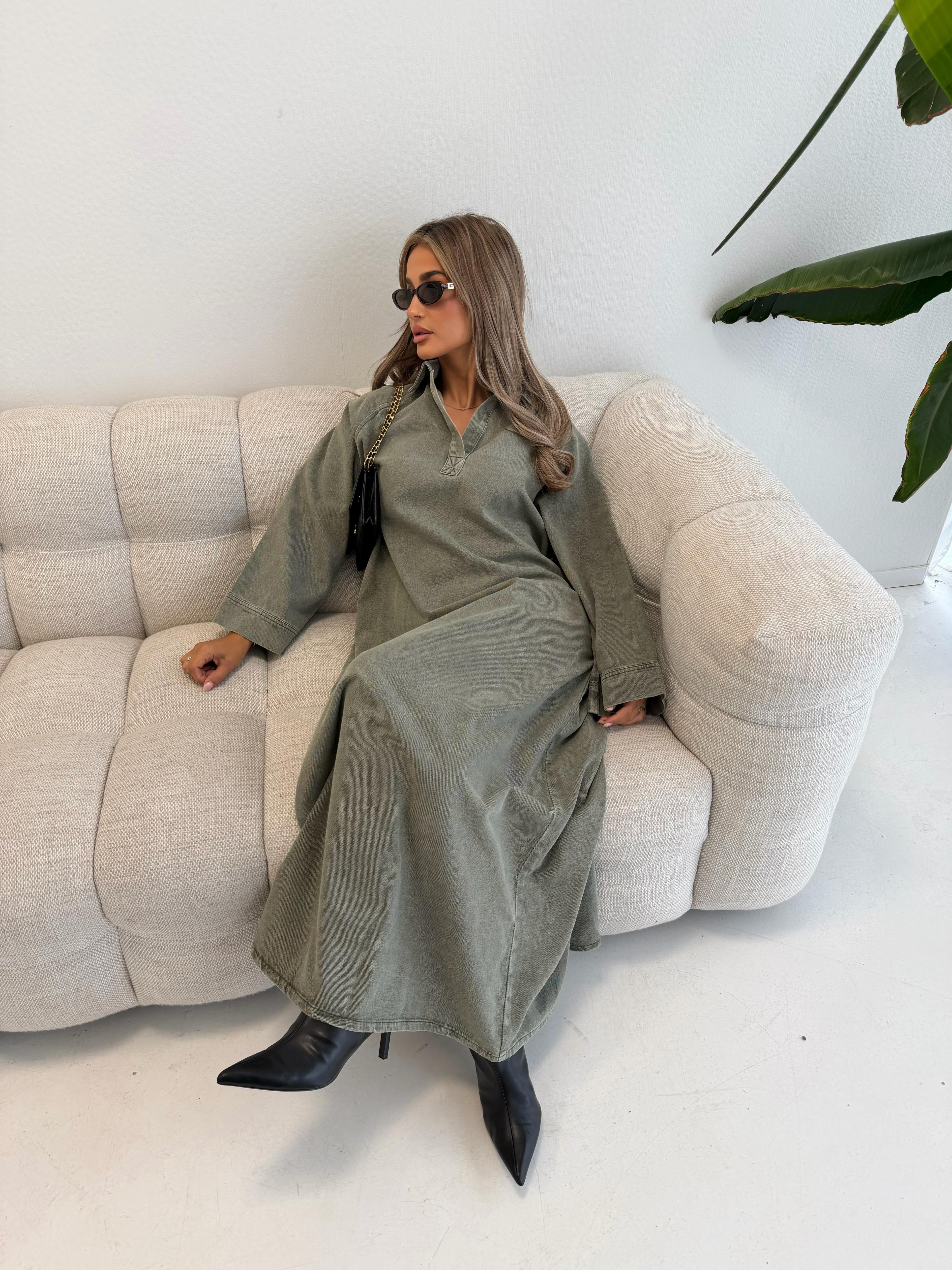 Jeans dress khaki