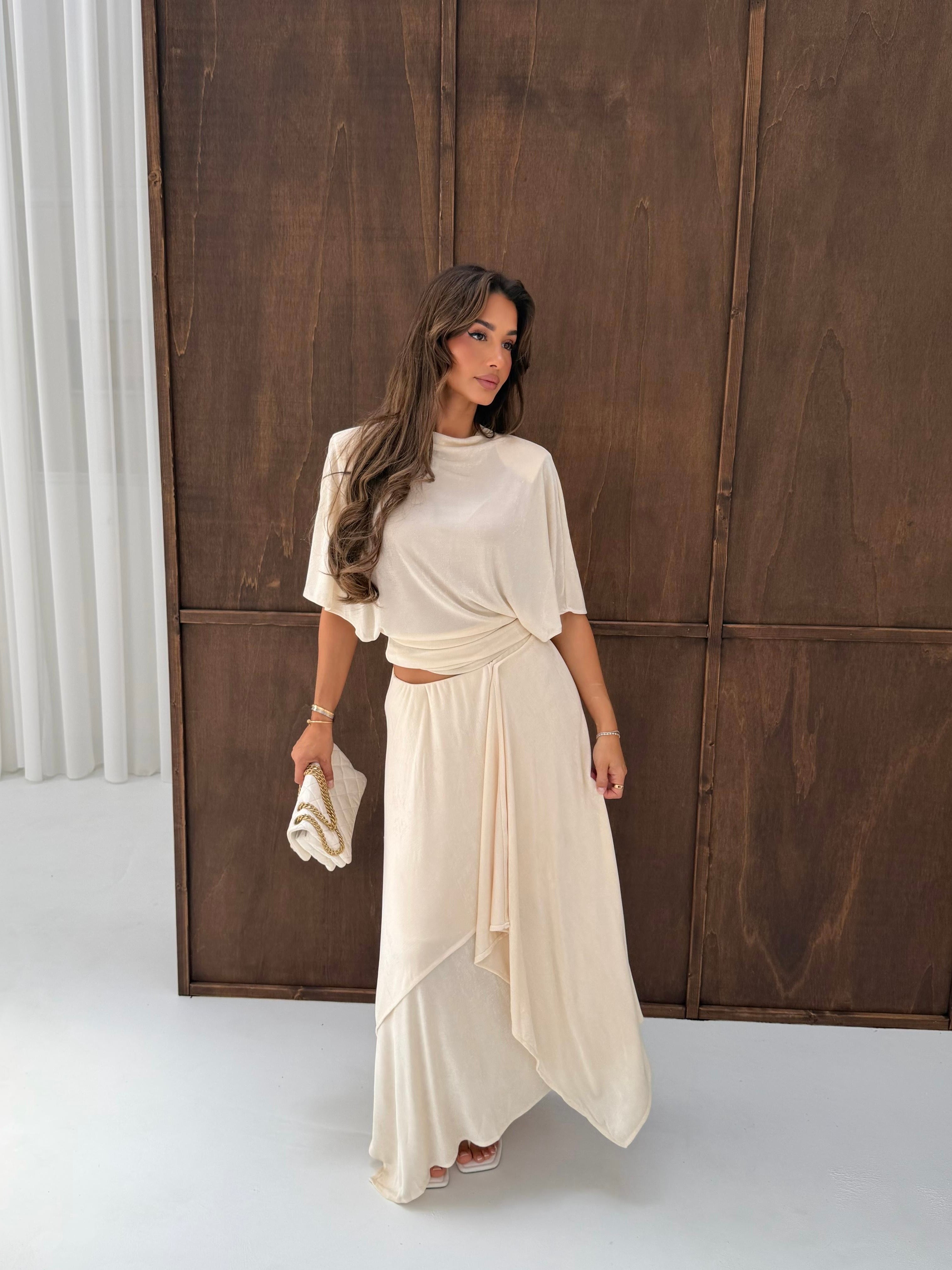 Two piece Nili Creme