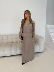 Bescheidenheid | Taupe