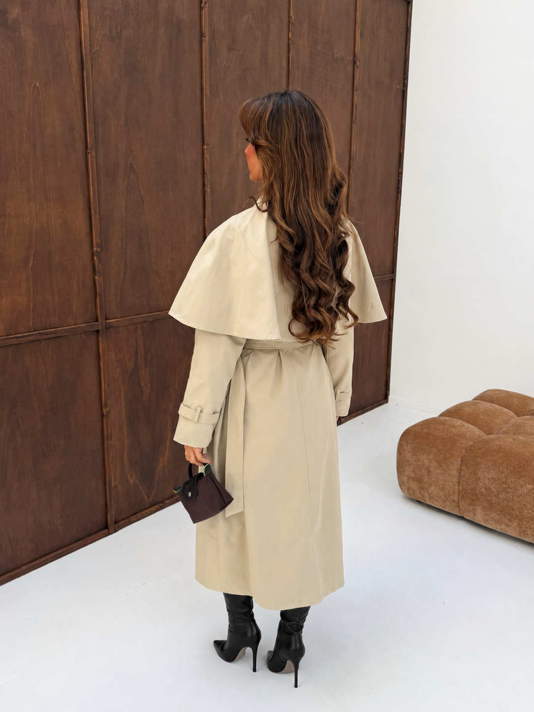 Trenchcoat cape