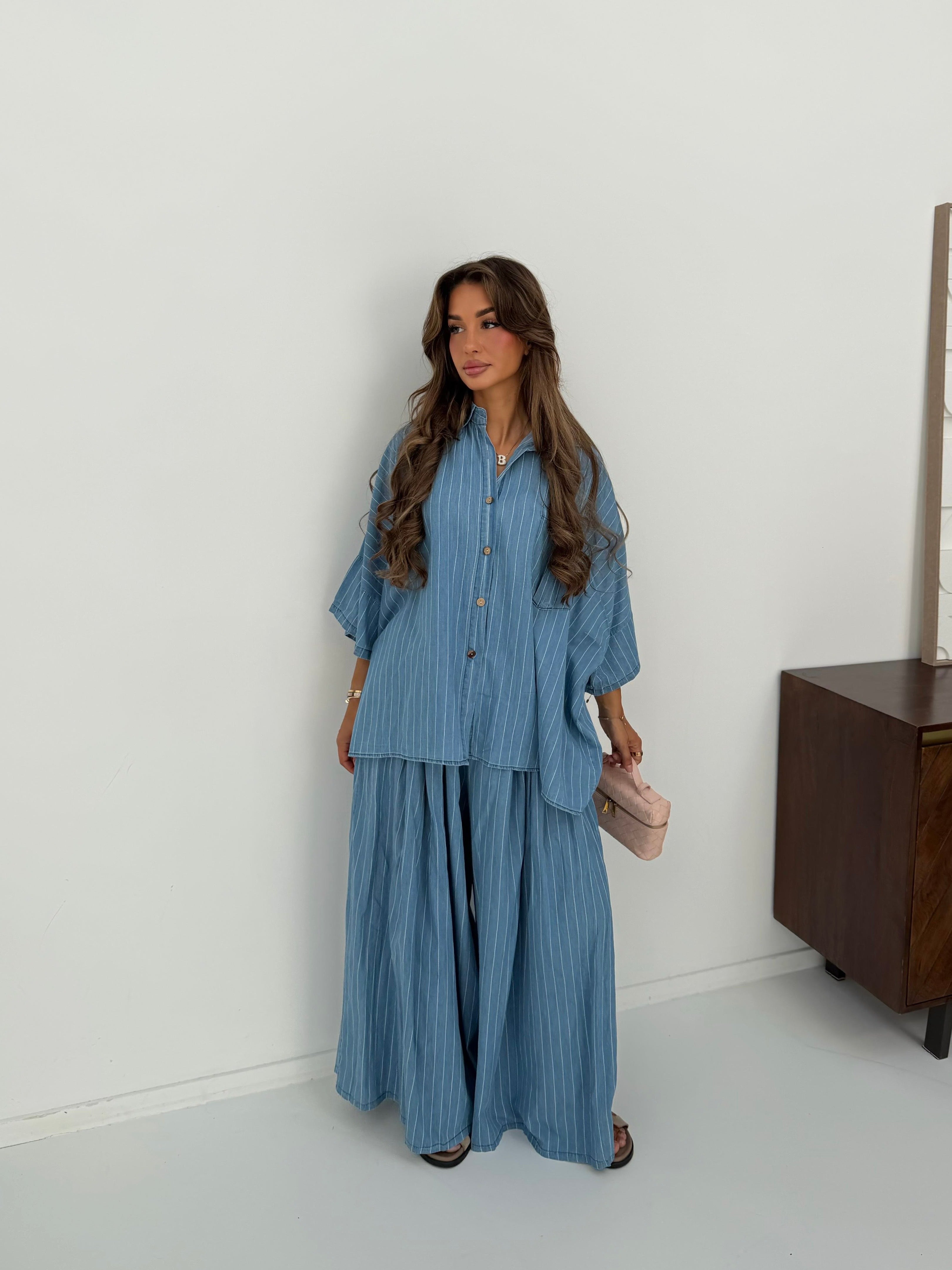 Blue Lola (PRE ORDER)