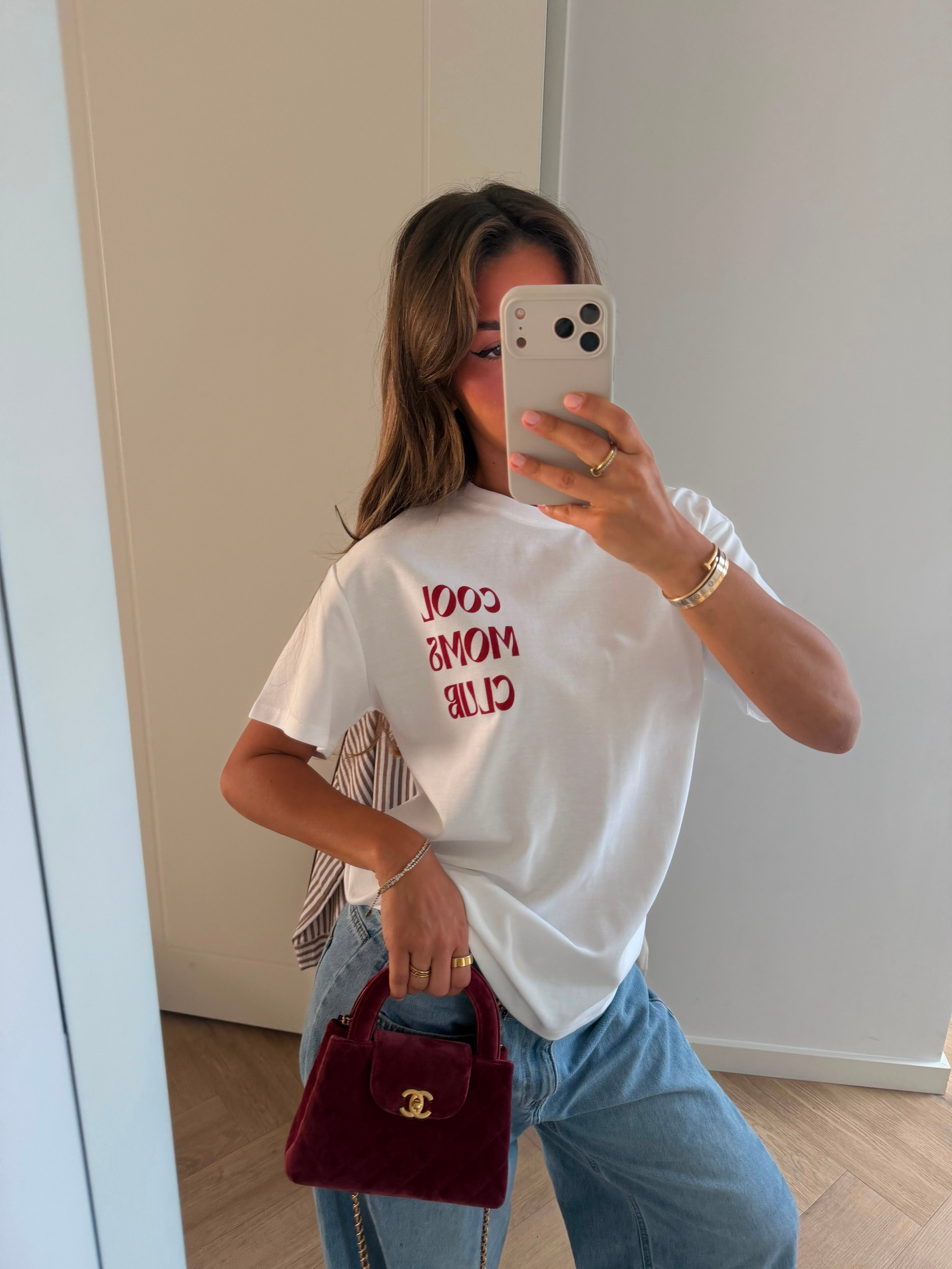 T-shirt cool mom club 😎