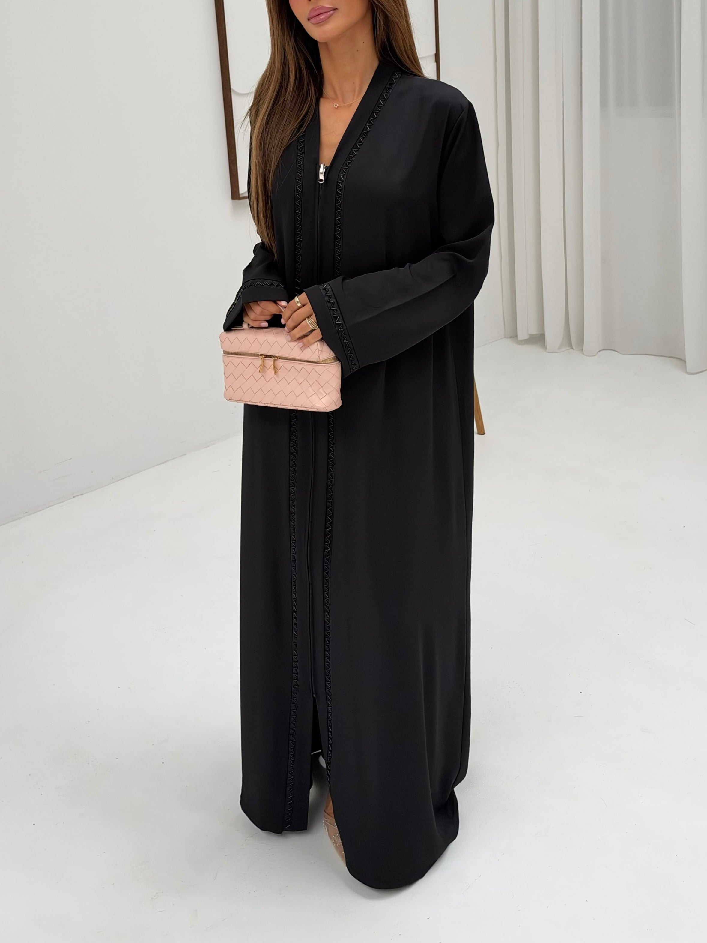 Abaya diamonds