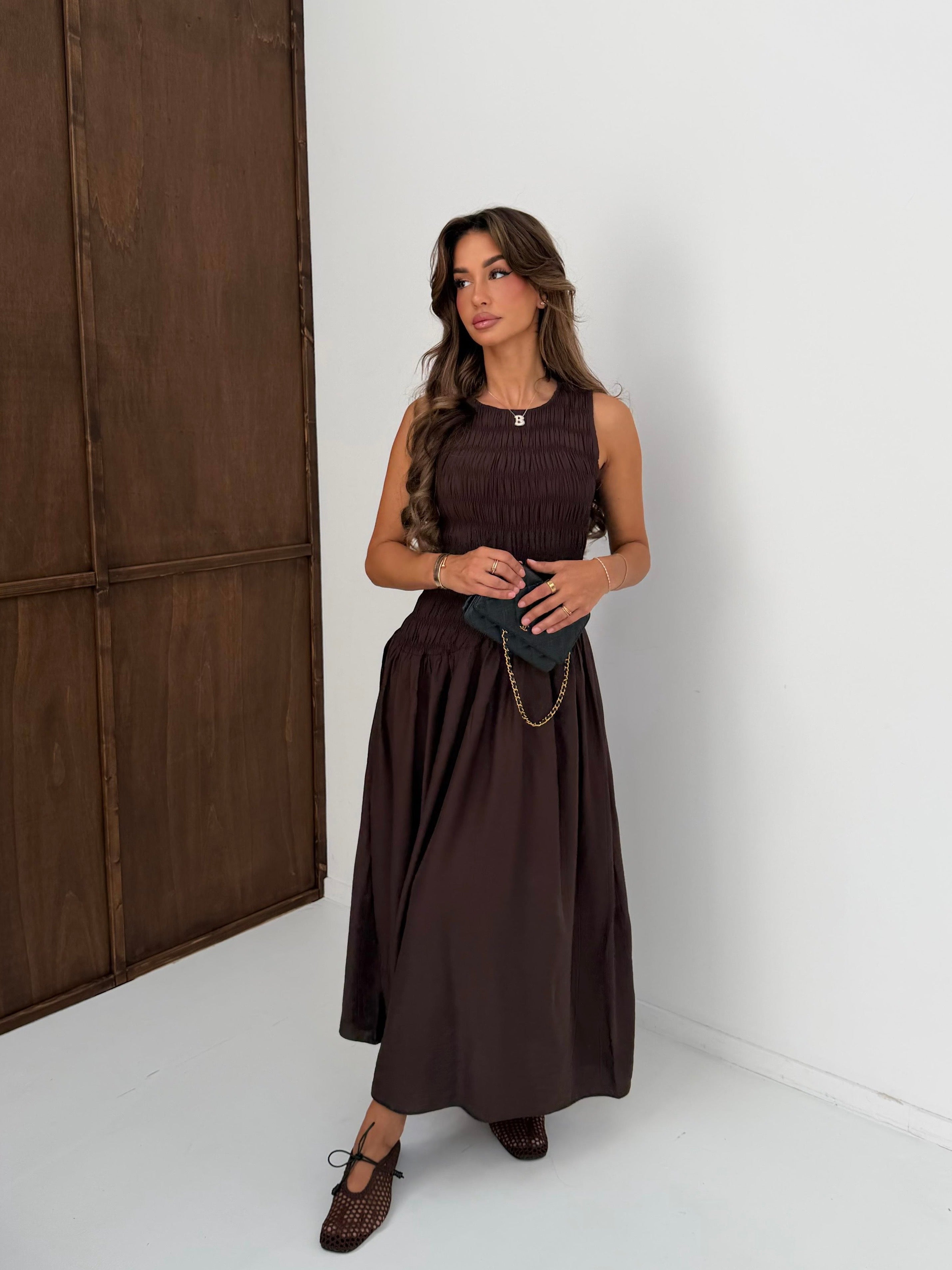 Summer | Brown