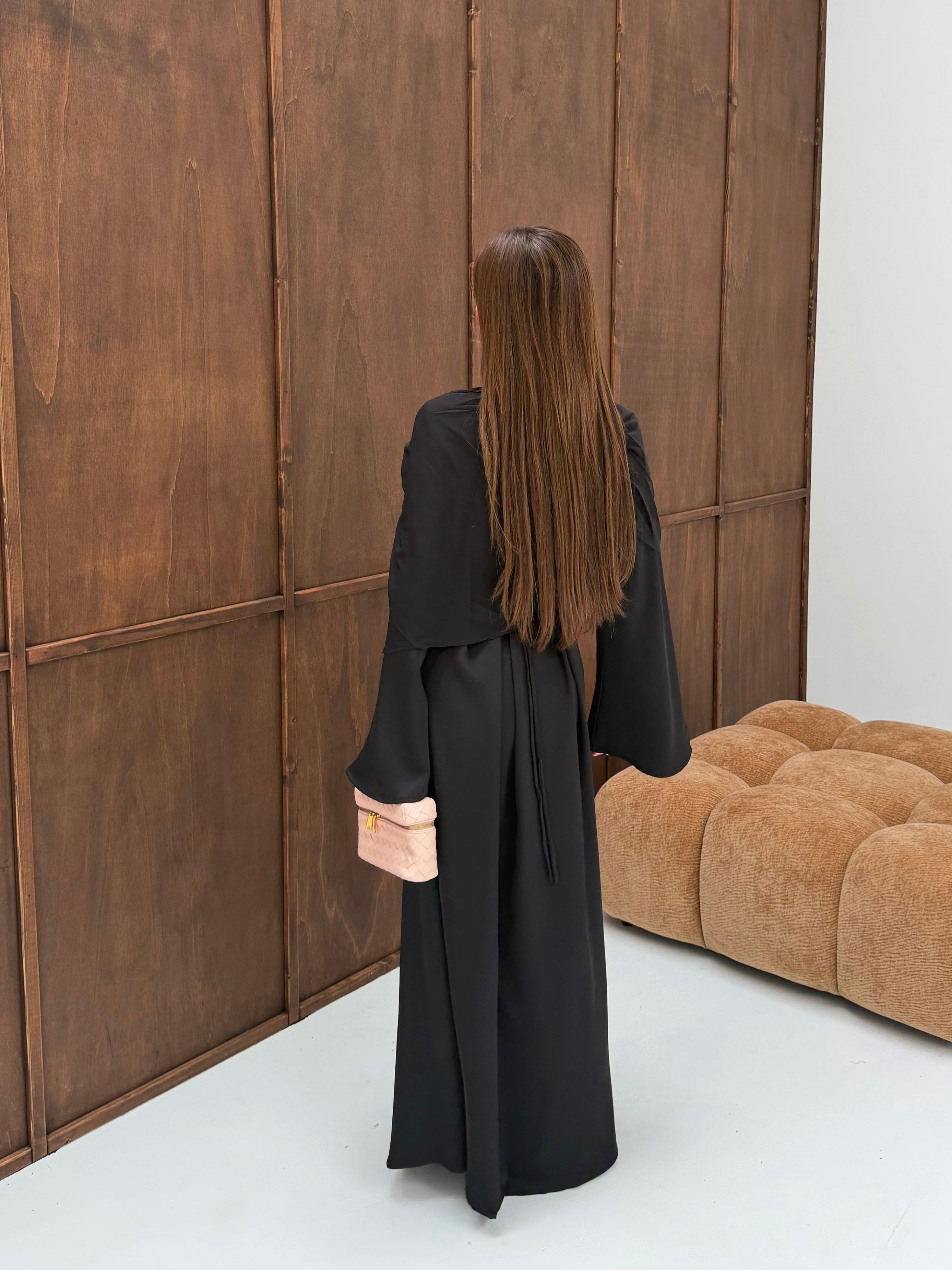 Dress with cape