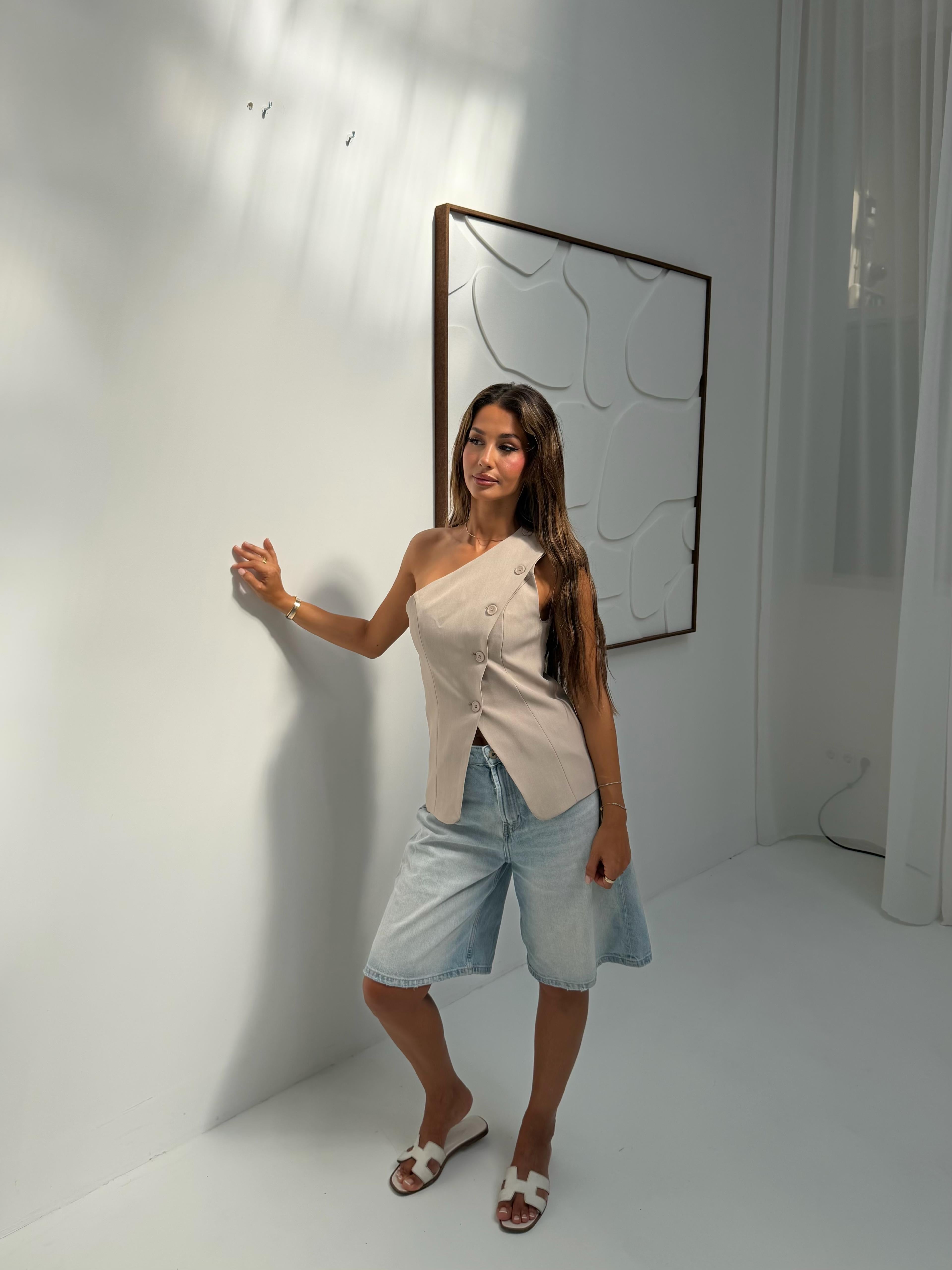 One shoulder top taupe