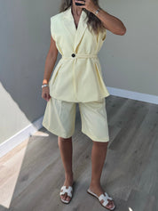 Pants short butter yellow