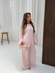 Modesty pink