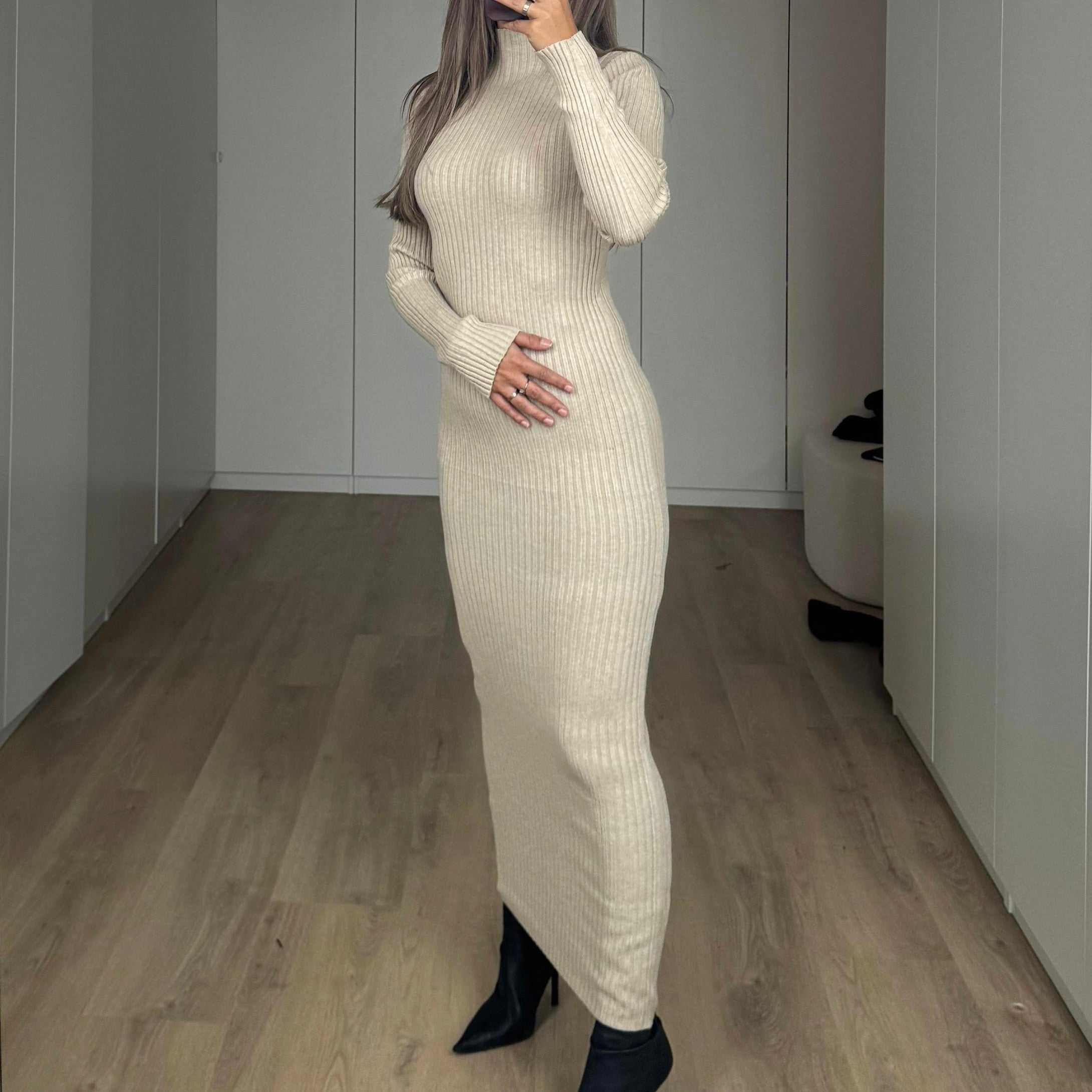Ella dress sand