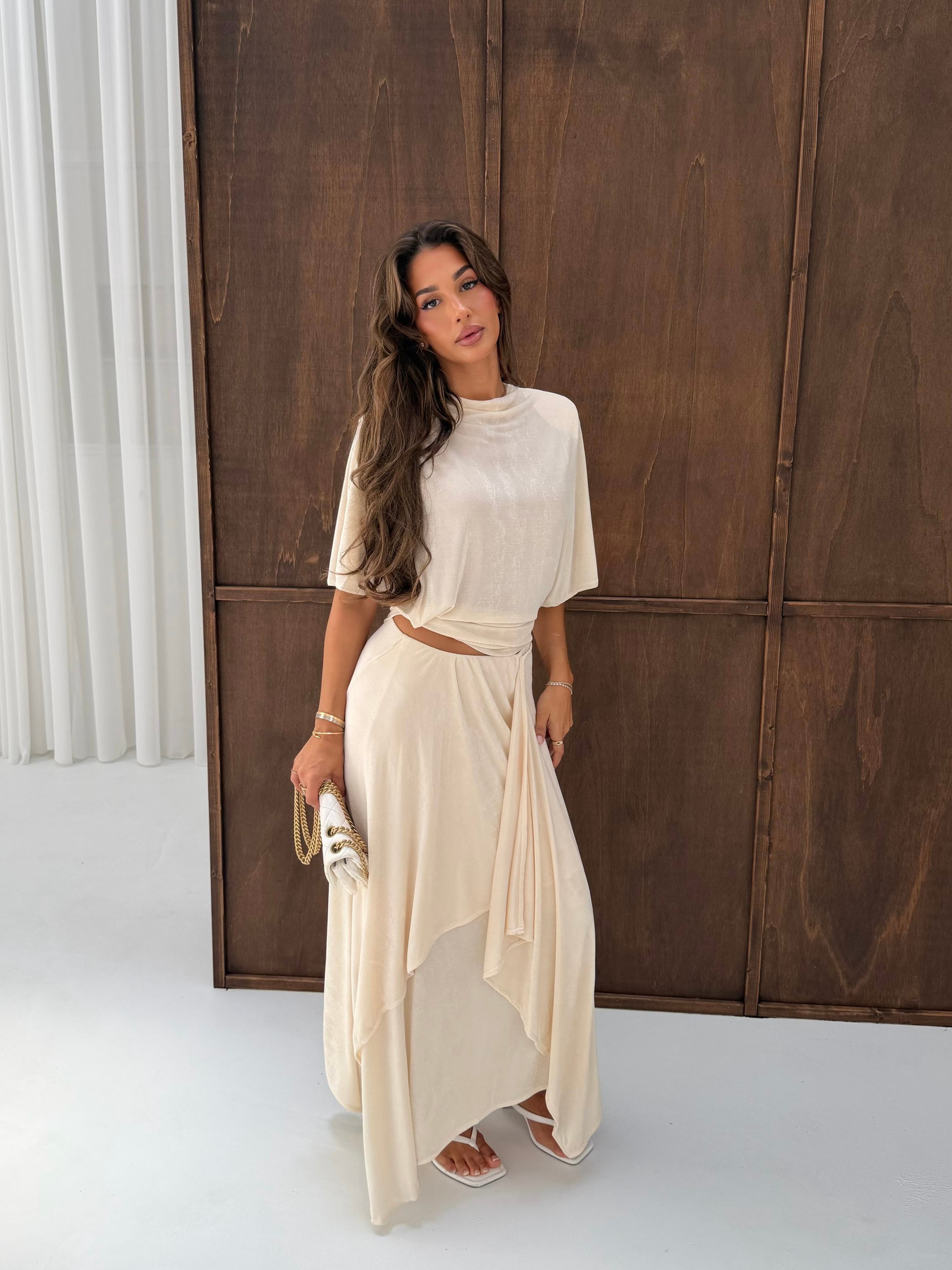 Two piece Nili Creme